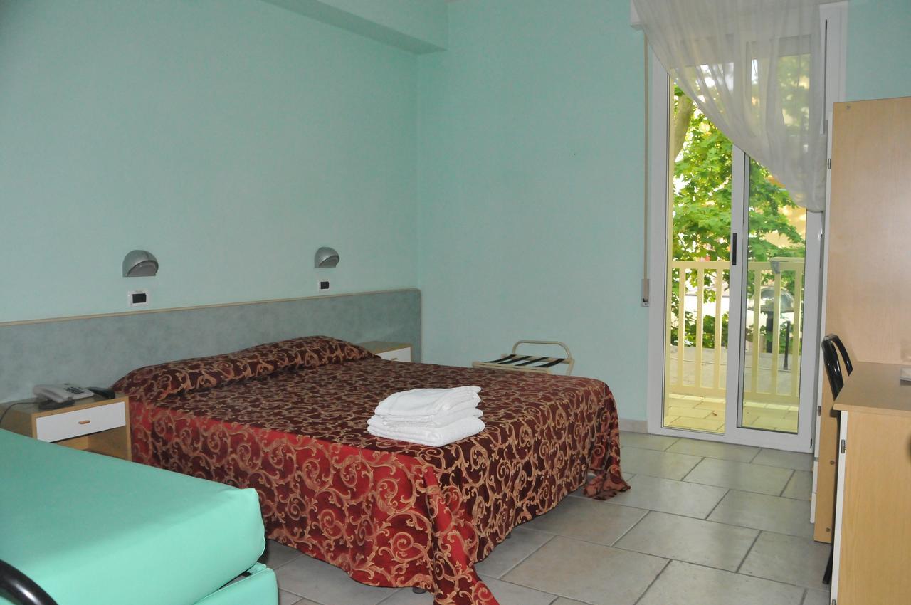 Hotel Le Lune Gatteo a Mare Pokój zdjęcie