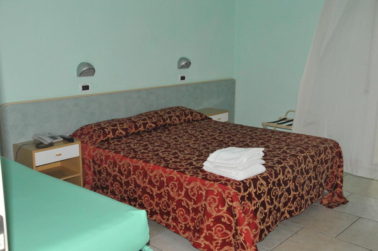 Hotel Le Lune Gatteo a Mare Pokój zdjęcie
